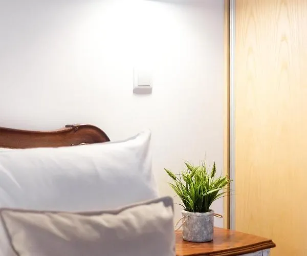 Riverside 2 Bedroom By Da'home Apartman Porto