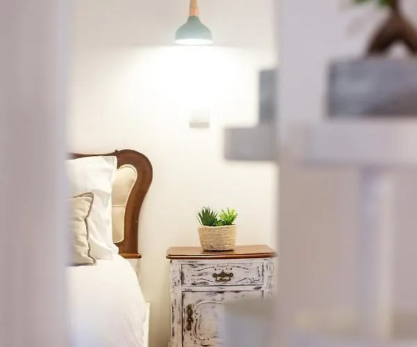 Riverside 2 Bedroom By Da'home Apartman *