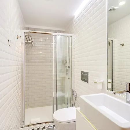 Riverside 2 Bedroom By Da'home *