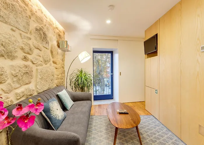 Riverside 2 Bedroom By Da'home Apartment *