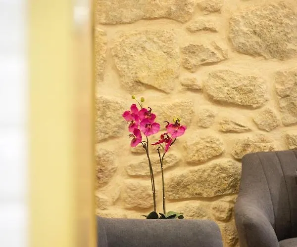 Riverside 2 Bedroom By Da'home Porto