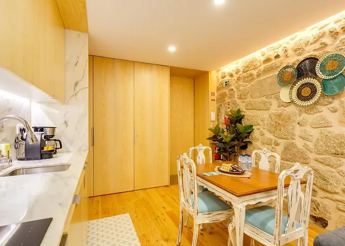 Riverside 2 Bedroom By Da'home Apartment