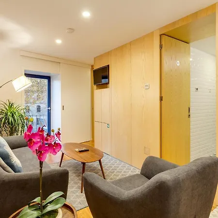 Riverside 2 Bedroom By Da'home Порту